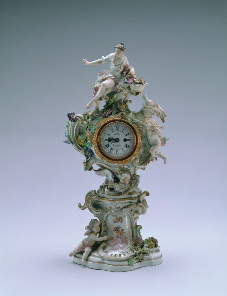 图片[1]-Porcelain carved flying fairy clock-China Archive